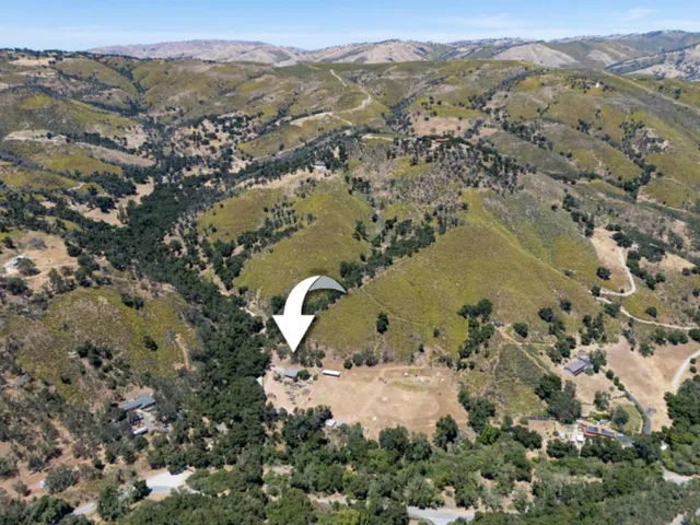 20215 Cachagua Road, Carmel Valley, California 93924