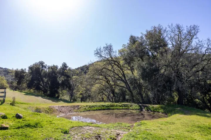 20215 Cachagua Road, Carmel Valley, California 93924
