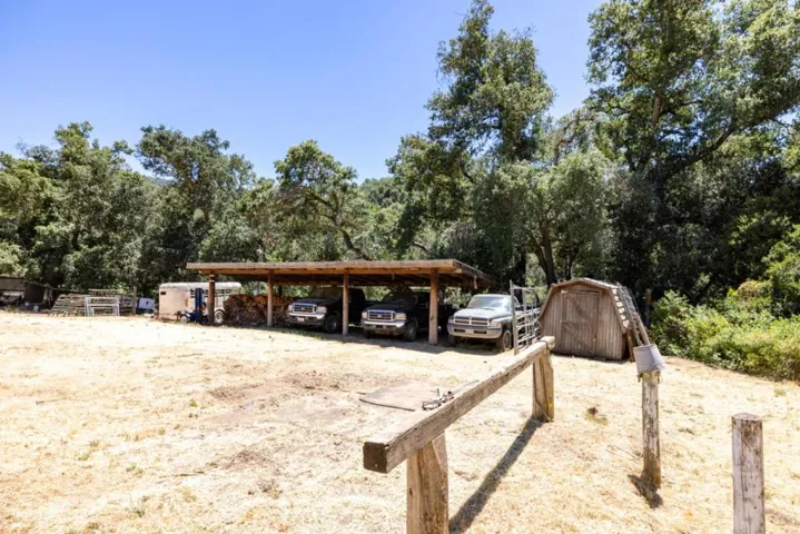 20215 Cachagua Road, Carmel Valley, California 93924