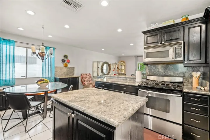 8460 Cranford Avenue, Sun Valley, California 91352