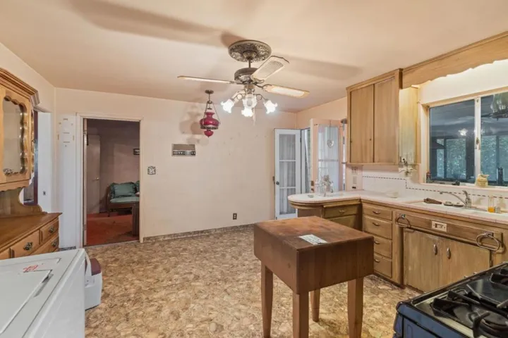 15240 Rosemar Avenue, San Jose, California 95127