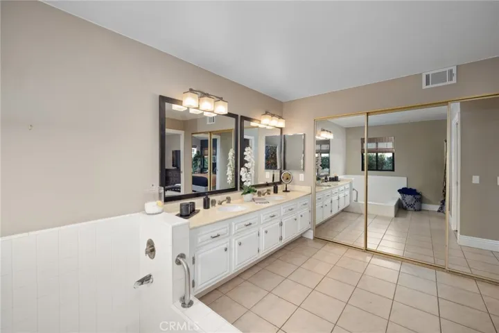 750 S Thrasher Way, Anaheim Hills, California 92807