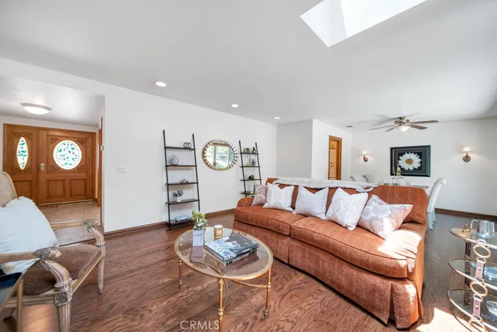 3976 Verde Vista Drive, Thousand Oaks, California 91360