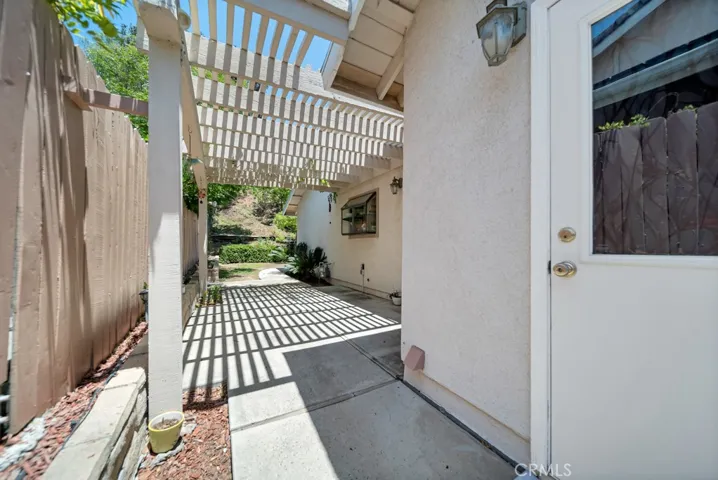 3976 Verde Vista Drive, Thousand Oaks, California 91360
