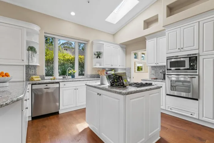125 Bryce Court, Aptos, California 95003