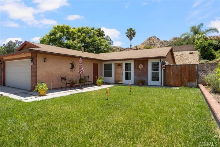 14629 Hydrangea Way, Canyon Country, California 91387