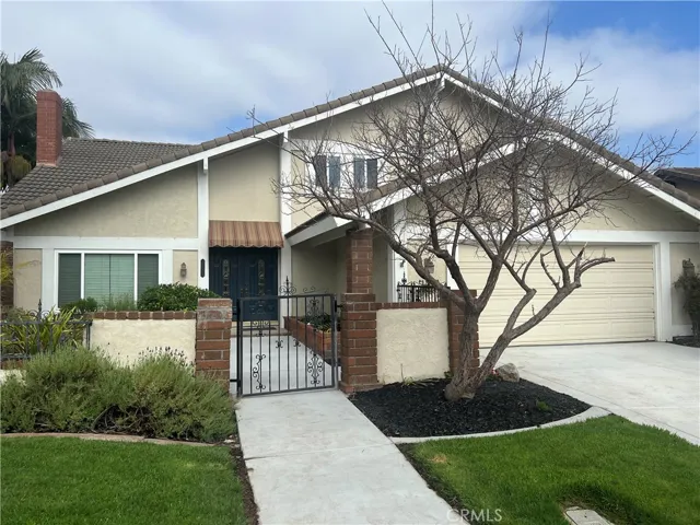 Welcome to 18575 Morongo Street
