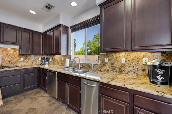 29305 Falling Water Drive, Menifee, California 92585