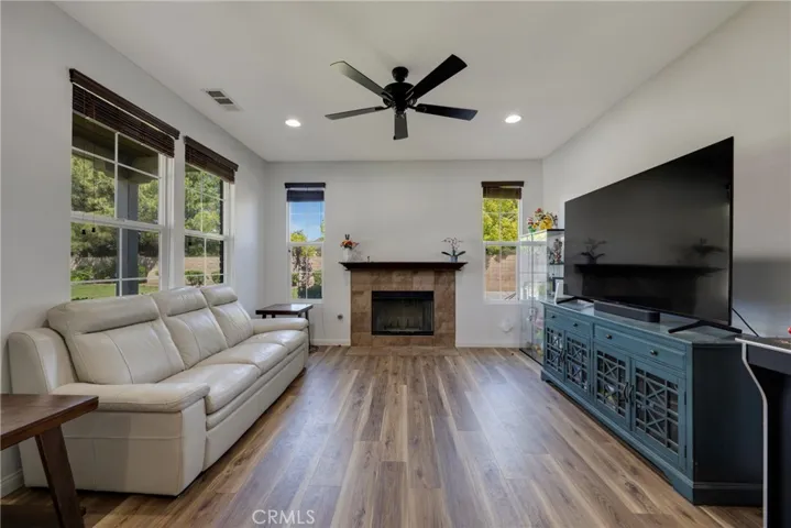 29305 Falling Water Drive, Menifee, California 92585