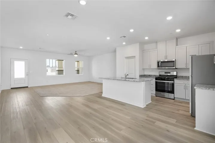 11259 Lancer Lane, Victorville, California 92392