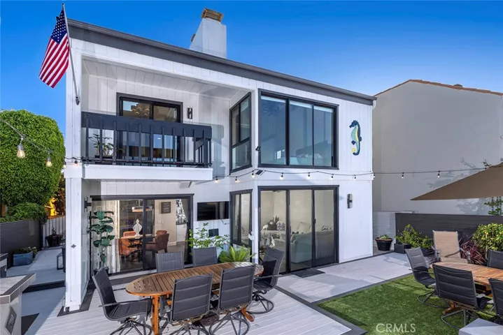 16692 Intrepid Lane, Huntington Beach, California 92649