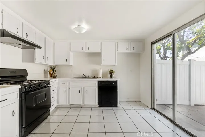 5640 Riverside Drive 123, Chino, California 91710