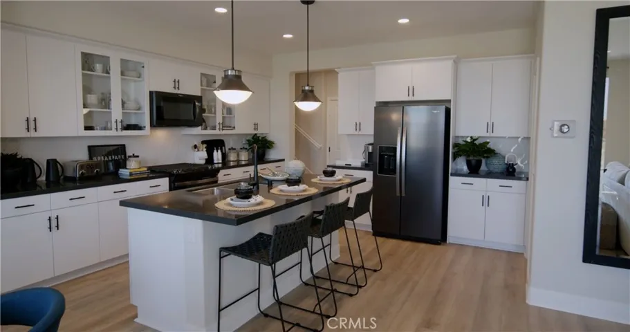 4370 S. Alegre Privado 125, Ontario, California 91761
