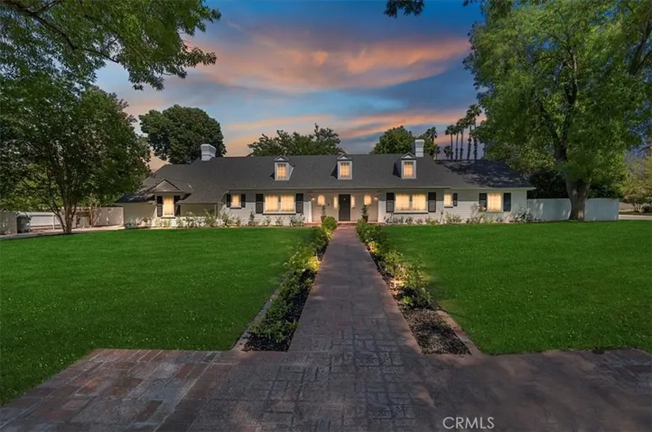 5164 Victoria Avenue, Riverside, California 92506