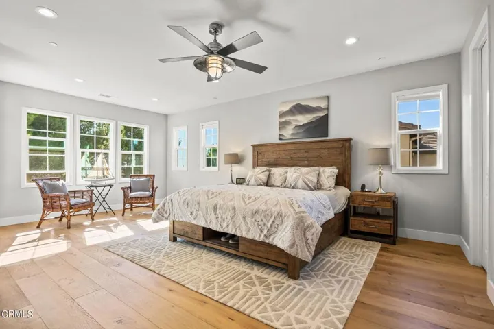 25-web-or-mls-Upmarketmedia_344Chi-23