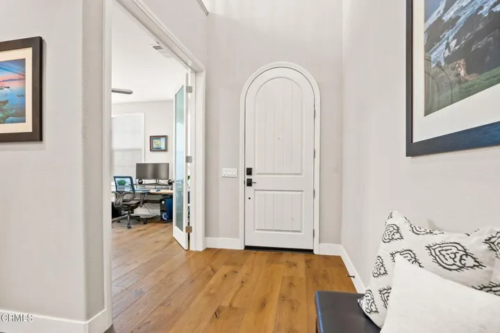 7-web-or-mls-Upmarketmedia_344Chi-1