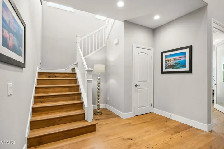 9-web-or-mls-Upmarketmedia_344Chi-4