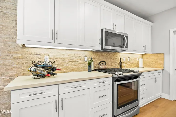20-web-or-mls-Upmarketmedia_344Chi-16