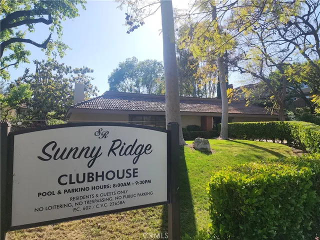 Prestigious Sunny Ridge HOA