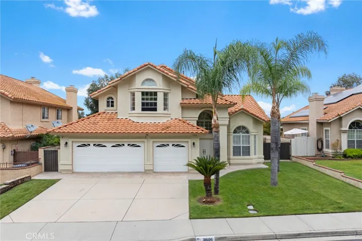 Stunning 2 story home!