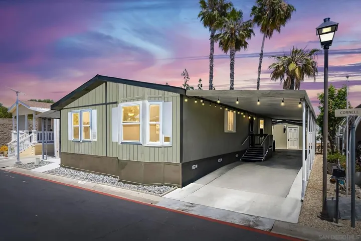 8301 Mission Gorge Rd Spc 379, Santee, California 92071