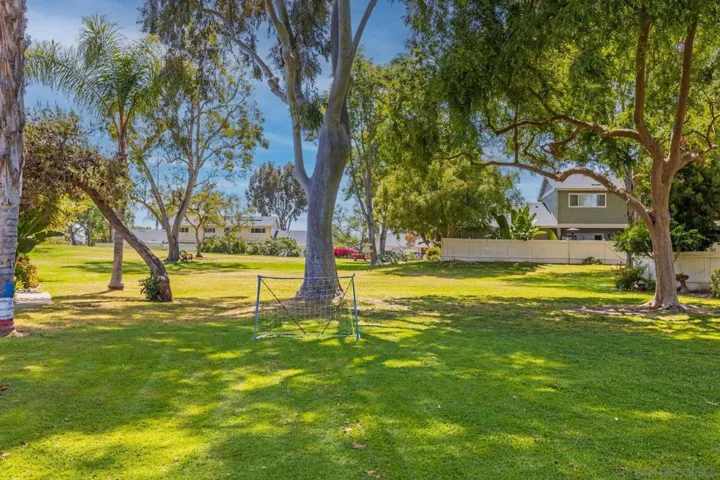 1841 Gatepost Rd., Encinitas, California 92024