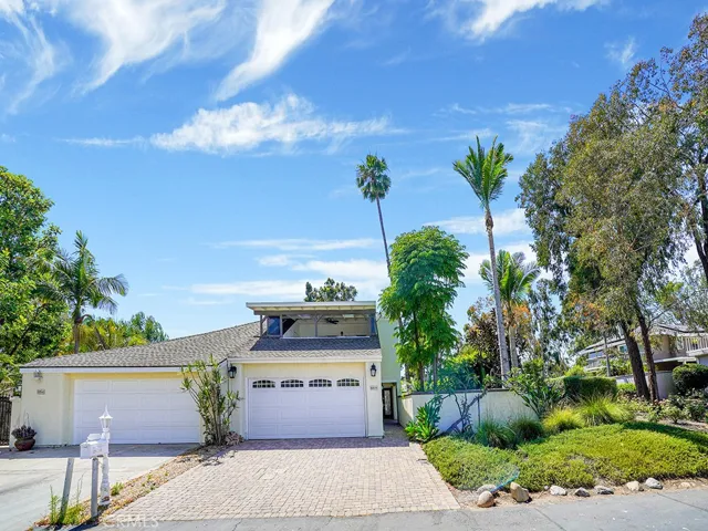 22535 Lake Forest Lane, Lake Forest, California 92630
