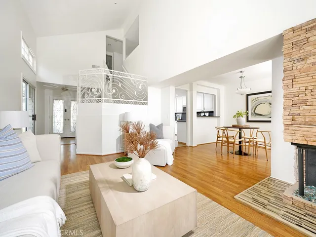 22535 Lake Forest Lane, Lake Forest, California 92630