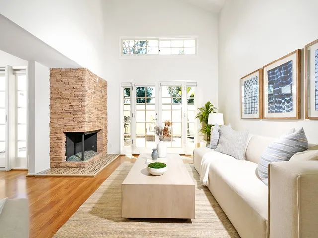 22535 Lake Forest Lane, Lake Forest, California 92630