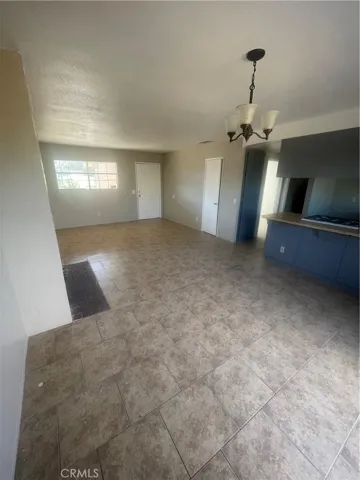 10747 Kiowa Road, Apple Valley, California 92308