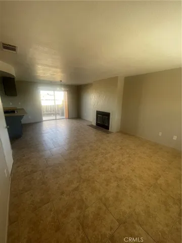 10747 Kiowa Road, Apple Valley, California 92308