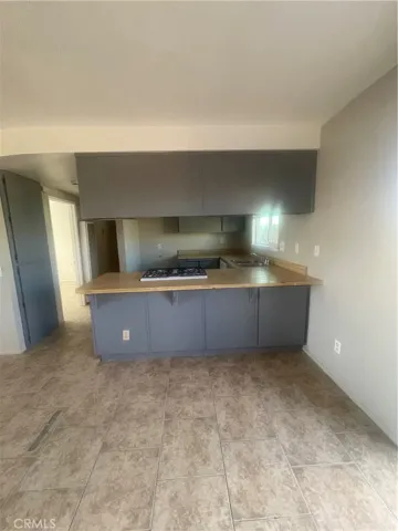10747 Kiowa Road, Apple Valley, California 92308