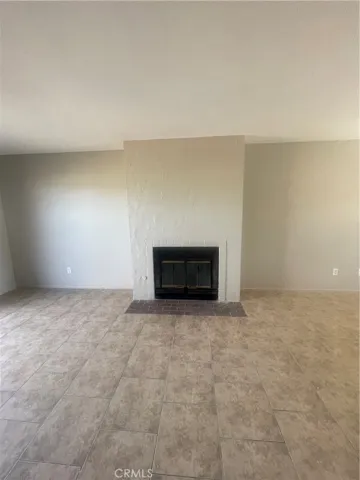 10747 Kiowa Road, Apple Valley, California 92308