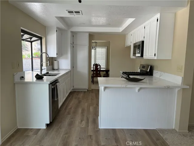 28632 Cloverleaf Place, Castaic, California 91384