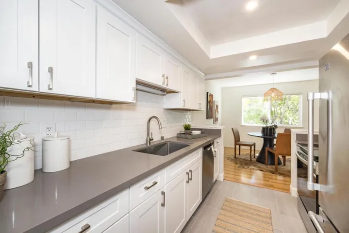 615 Forest Avenue, Palo Alto, California 94301