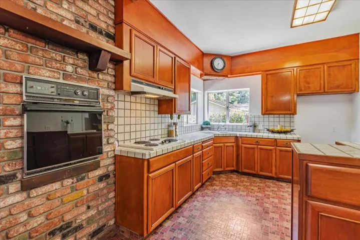 14030 Elvira Street, Saratoga, California 95070
