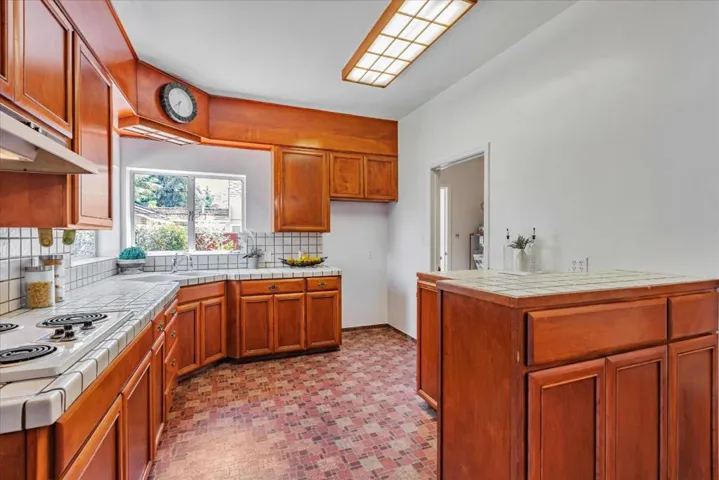 14030 Elvira Street, Saratoga, California 95070