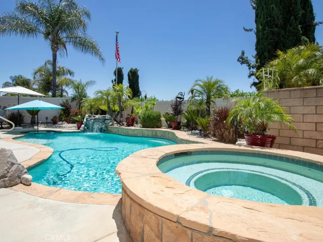 24005 Chatenay Lane, Murrieta, California 92562