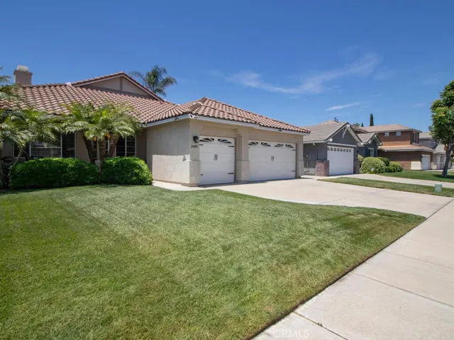 24005 Chatenay Lane, Murrieta, California 92562