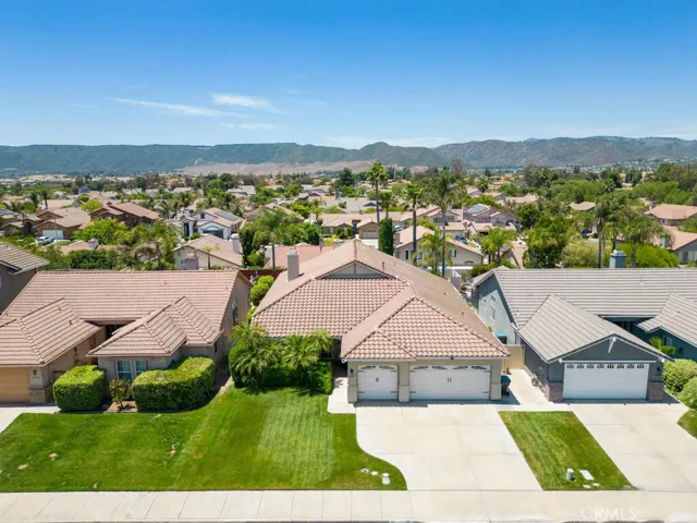 24005 Chatenay Lane, Murrieta, California 92562