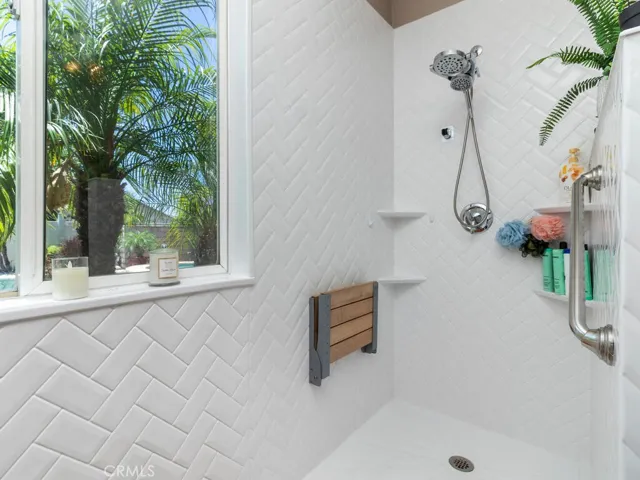 24005 Chatenay Lane, Murrieta, California 92562