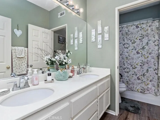 24005 Chatenay Lane, Murrieta, California 92562