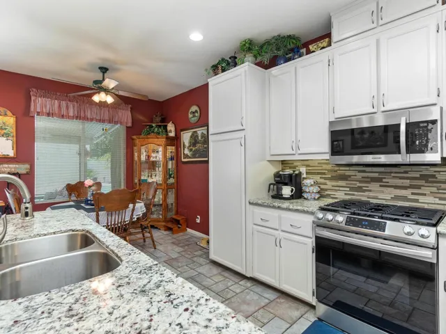 24005 Chatenay Lane, Murrieta, California 92562