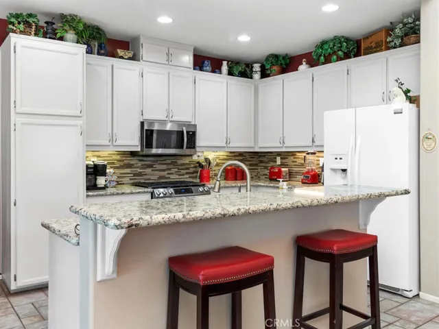 24005 Chatenay Lane, Murrieta, California 92562
