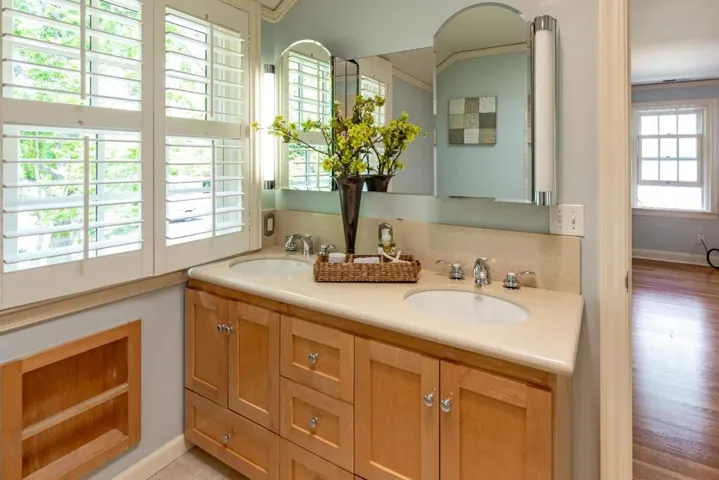 2165 Waverley Street, Palo Alto, California 94301