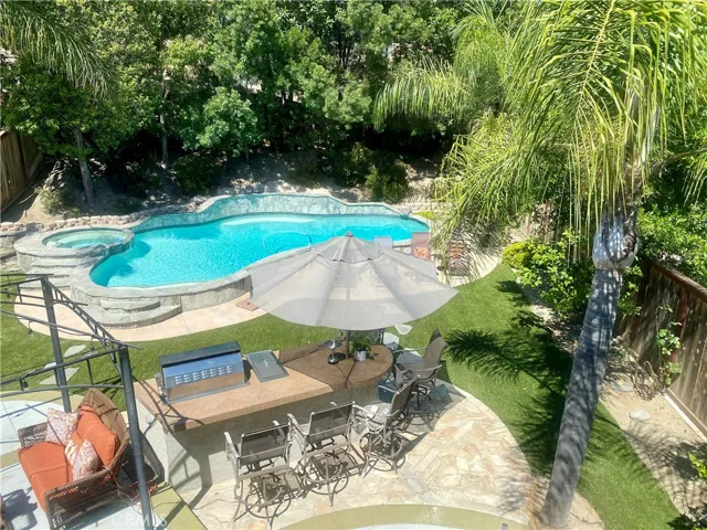 11 Spinel Ct., Rancho Santa Margarita, California 92688