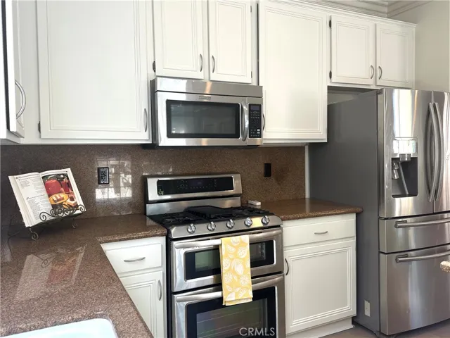 11 Spinel Ct., Rancho Santa Margarita, California 92688