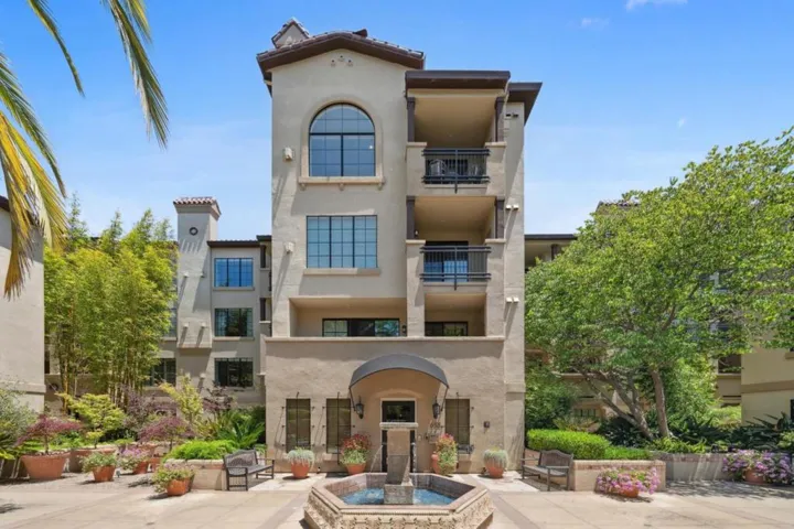 633 Elm Street 400, San Carlos, California 94070
