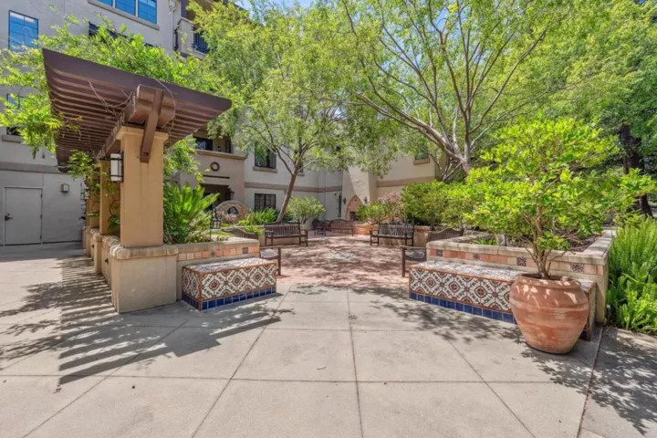 633 Elm Street 400, San Carlos, California 94070