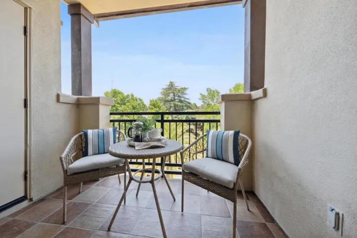 633 Elm Street 400, San Carlos, California 94070